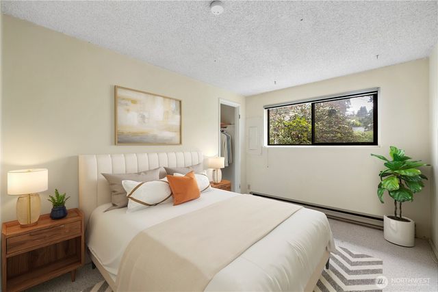 19326 5th Avenue NE, Shoreline, WA 98155