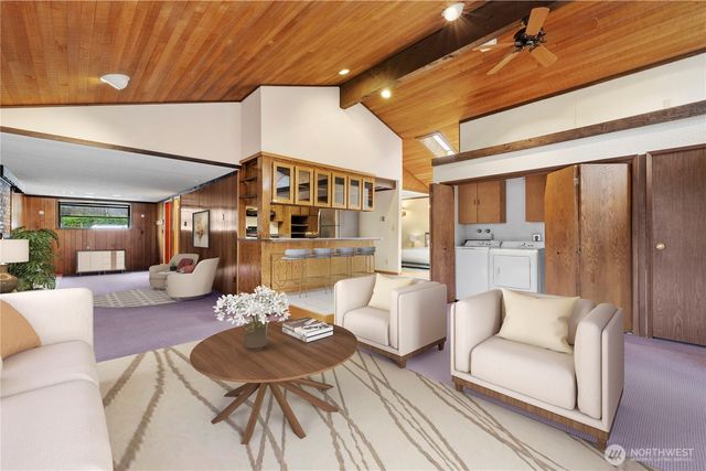 19326 5th Avenue NE, Shoreline, WA 98155