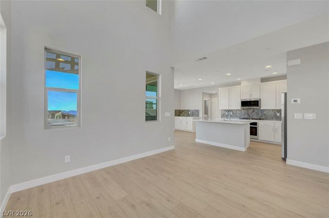 1812 Passerine Street, Las Vegas, NV 89138