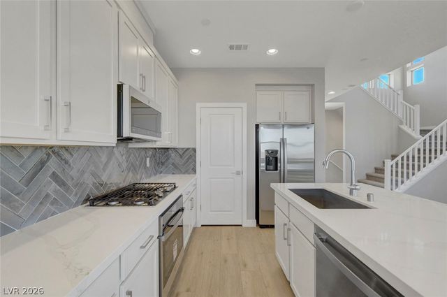 1812 Passerine Street, Las Vegas, NV 89138