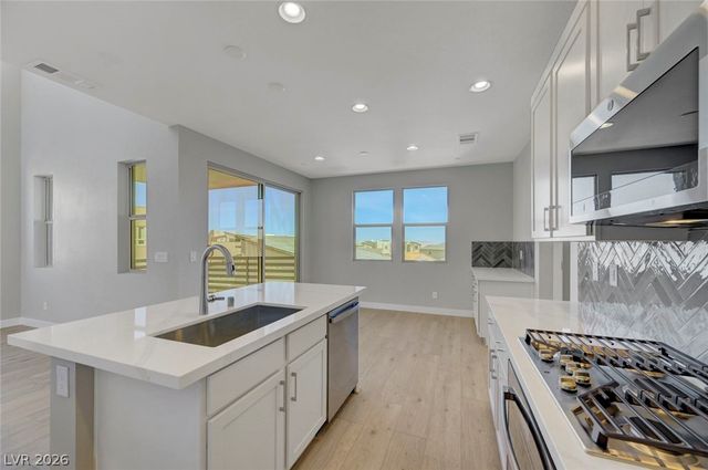 1812 Passerine Street, Las Vegas, NV 89138