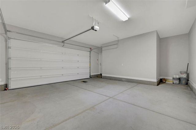 1812 Passerine Street, Las Vegas, NV 89138