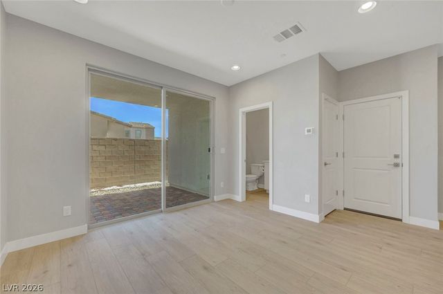 1812 Passerine Street, Las Vegas, NV 89138