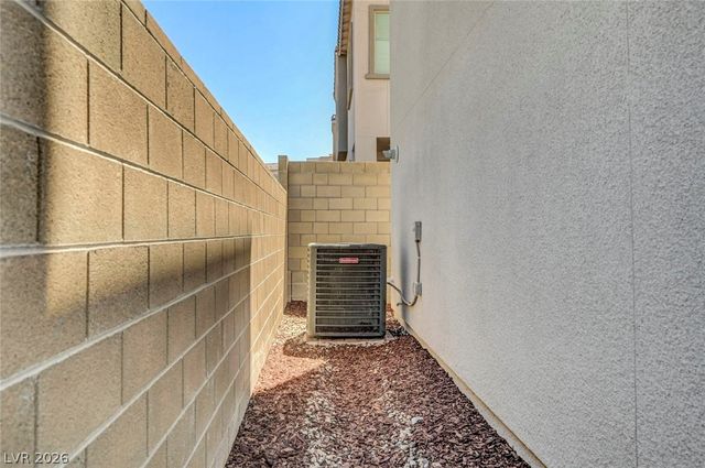 1812 Passerine Street, Las Vegas, NV 89138