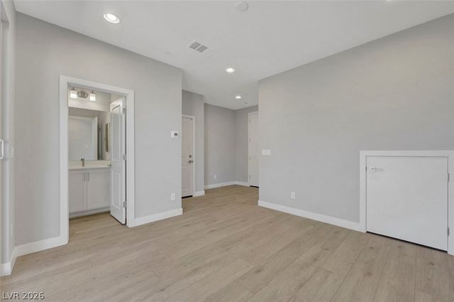 1812 Passerine Street, Las Vegas, NV 89138