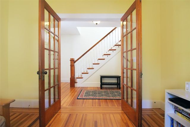 22 Bateman Avenue, Newport, RI 02840