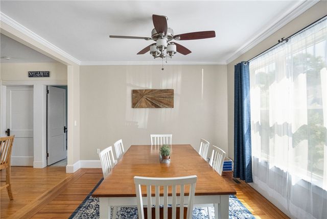 22 Bateman Avenue, Newport, RI 02840