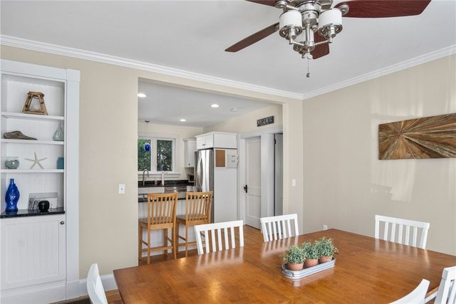 22 Bateman Avenue, Newport, RI 02840