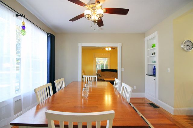 22 Bateman Avenue, Newport, RI 02840