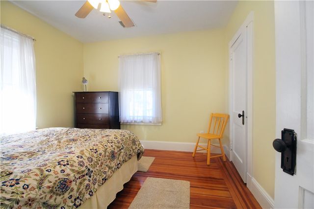 22 Bateman Avenue, Newport, RI 02840