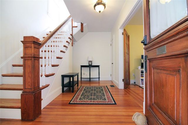 22 Bateman Avenue, Newport, RI 02840