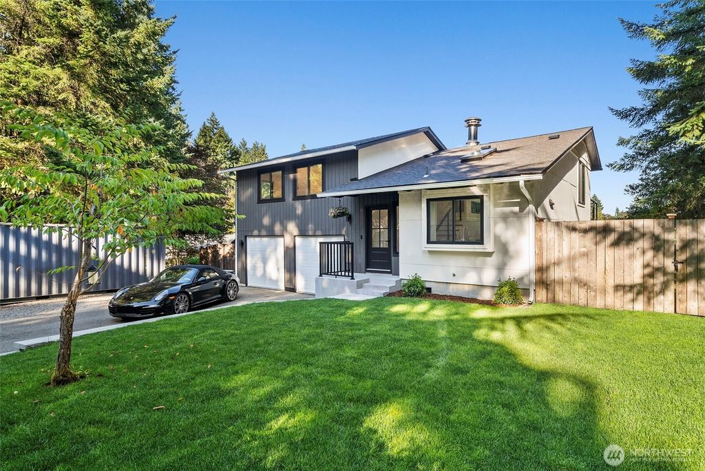 2216 Patricia Court SE, Lacey, WA 98503