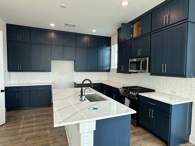 20675 Huebner Rd Unit 201, San Antonio, TX 78258