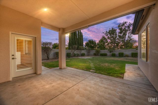 2305 Exton Street, Bakersfield, CA 93311