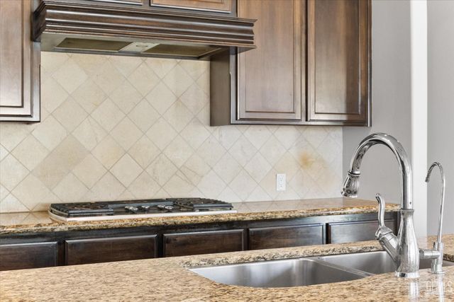 2305 Exton Street, Bakersfield, CA 93311