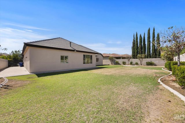 2305 Exton Street, Bakersfield, CA 93311