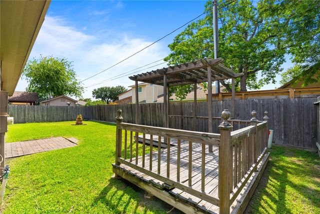 3201 La Rochelle Way, Corpus Christi, TX 78414