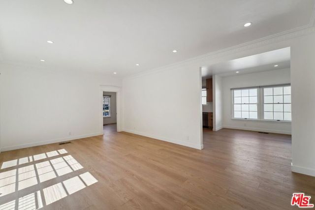 9116 W 3rd Street, Los Angeles, CA 90048