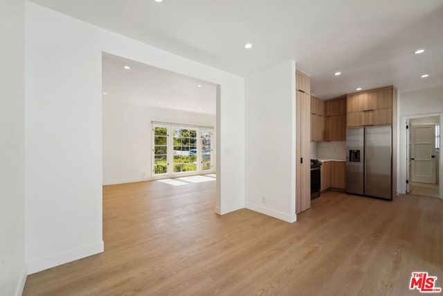 9116 W 3rd Street, Los Angeles, CA 90048