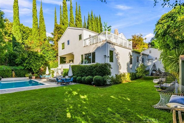 14647 Valley Vista Boulevard, Sherman Oaks, CA 91403