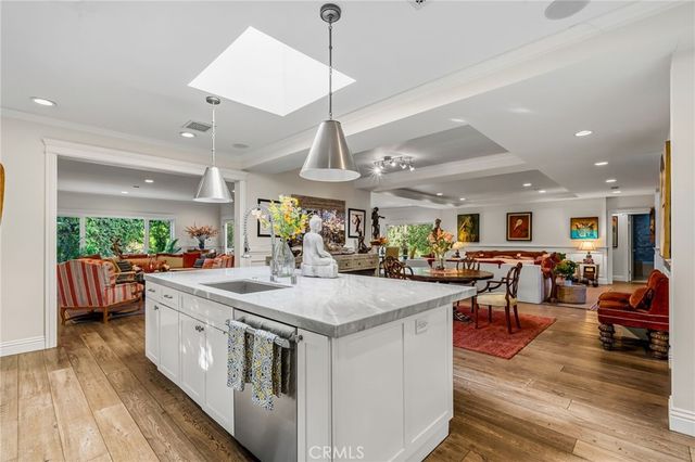 14647 Valley Vista Boulevard, Sherman Oaks, CA 91403
