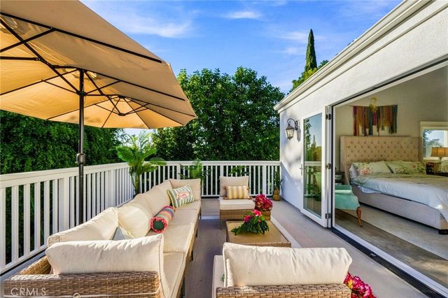 14647 Valley Vista Boulevard, Sherman Oaks, CA 91403
