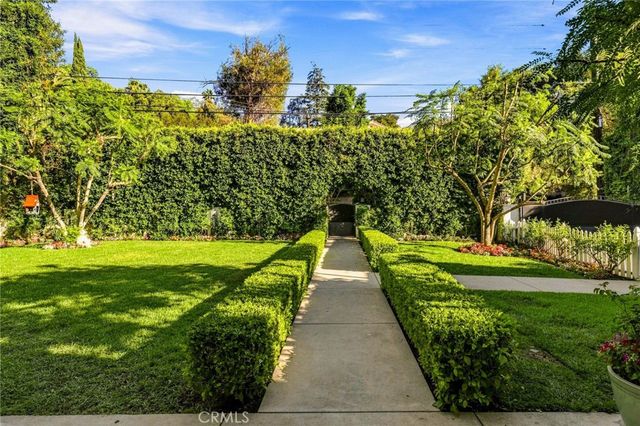 14647 Valley Vista Boulevard, Sherman Oaks, CA 91403