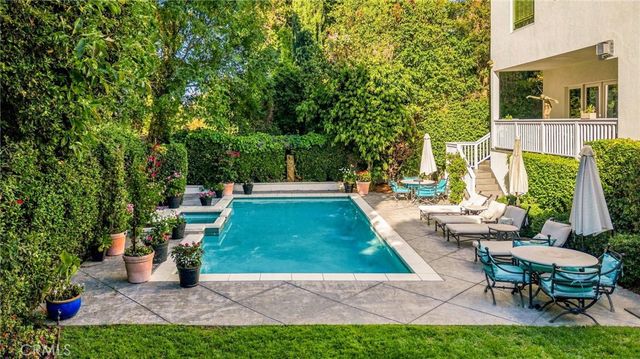 14647 Valley Vista Boulevard, Sherman Oaks, CA 91403