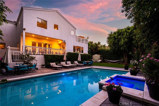 14647 Valley Vista Boulevard, Sherman Oaks, CA 91403