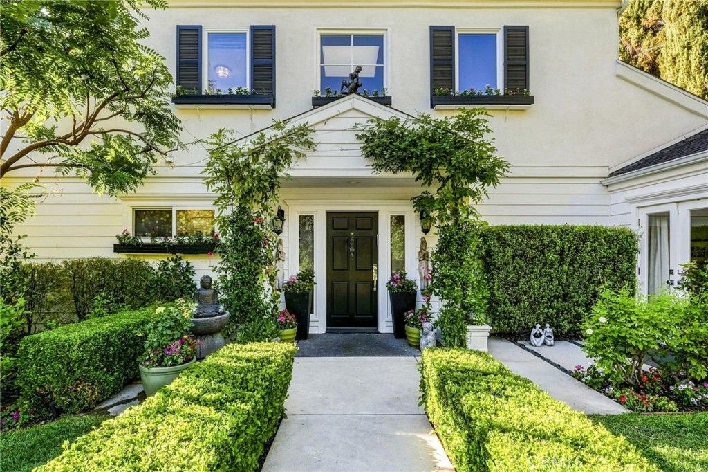 14647 Valley Vista Boulevard, Sherman Oaks, CA 91403 — photo 3