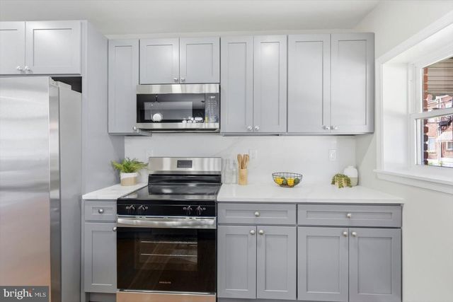 26 N ROSEDALE ST, Baltimore, MD 21229