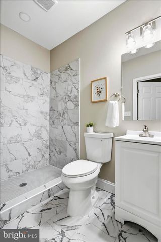 26 N ROSEDALE ST, Baltimore, MD 21229