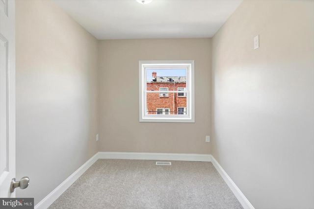 26 N ROSEDALE ST, Baltimore, MD 21229