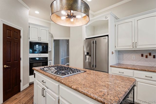 213 Ashton Drive, Broken Arrow, OK 74014