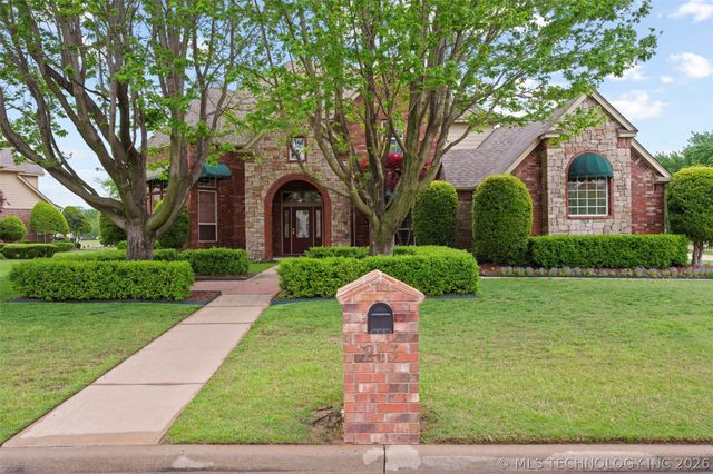 213 Ashton Drive, Broken Arrow, OK 74014