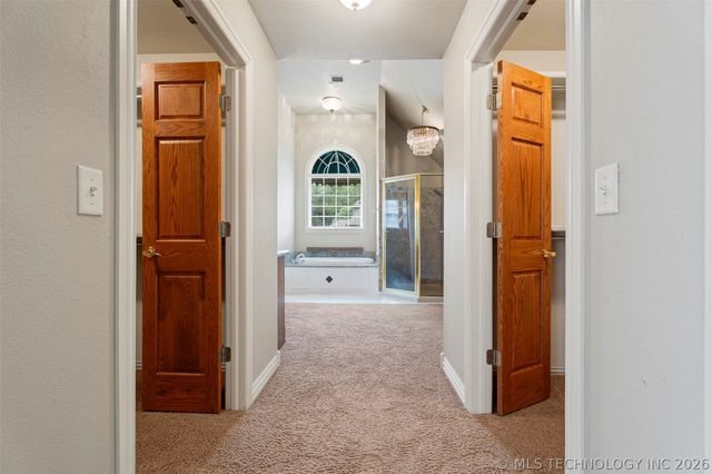 213 Ashton Drive, Broken Arrow, OK 74014