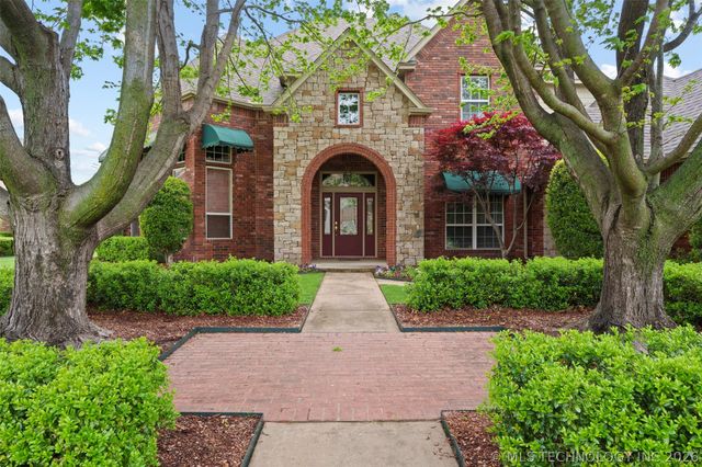213 Ashton Drive, Broken Arrow, OK 74014
