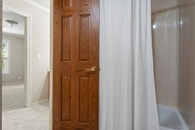 213 Ashton Drive, Broken Arrow, OK 74014