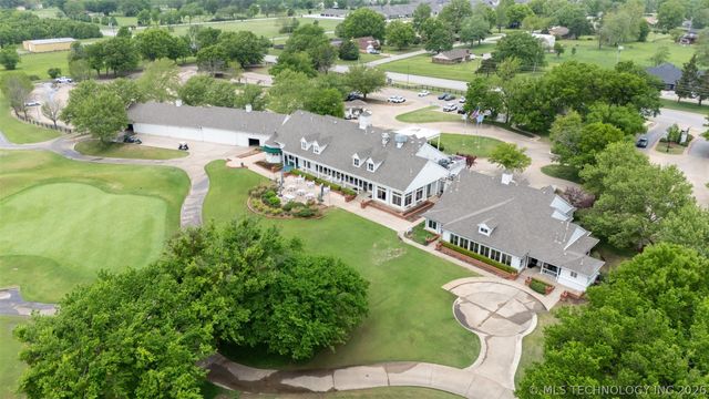 213 Ashton Drive, Broken Arrow, OK 74014