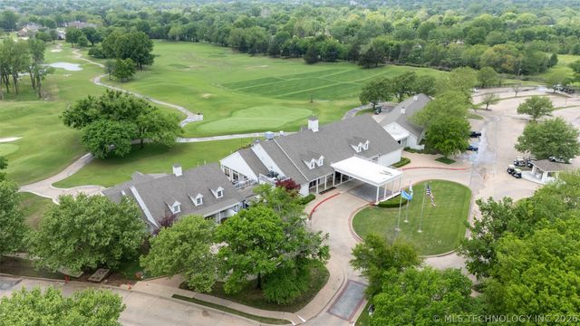 213 Ashton Drive, Broken Arrow, OK 74014