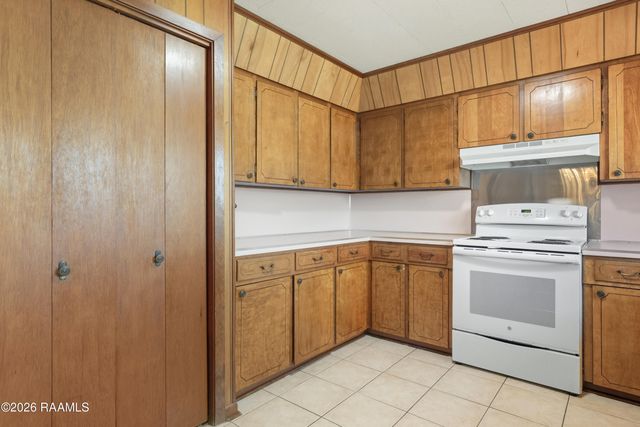 1235 Grand Anse Highway, Breaux Bridge, LA 70517