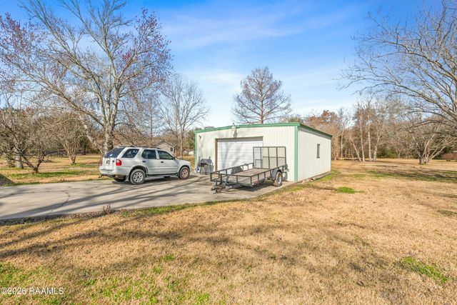 1235 Grand Anse Highway, Breaux Bridge, LA 70517