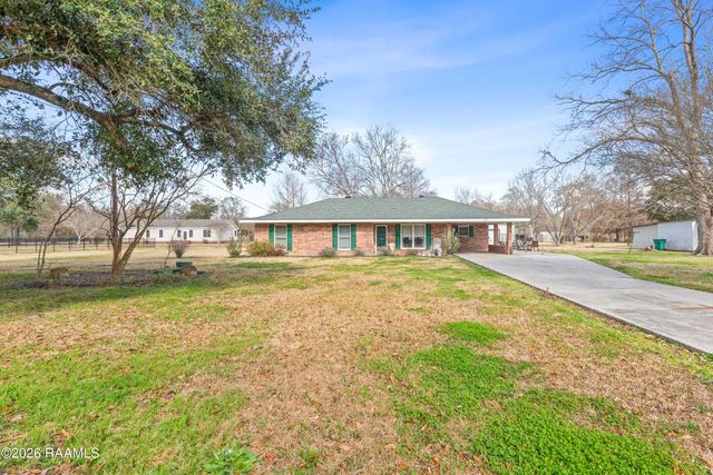 1235 Grand Anse Highway, Breaux Bridge, LA 70517