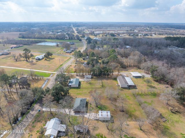 1235 Grand Anse Highway, Breaux Bridge, LA 70517