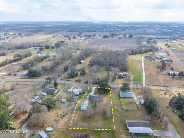 1235 Grand Anse Highway, Breaux Bridge, LA 70517