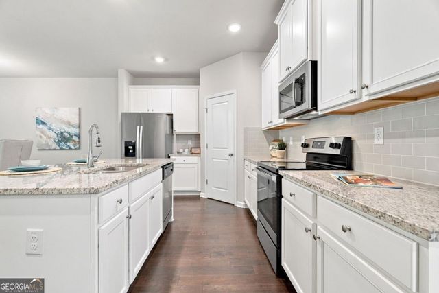 1620 Jacobs Way, Stone Mountain, GA 30083