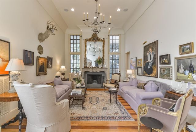 2712 Ferndale Street, Houston, TX 77098