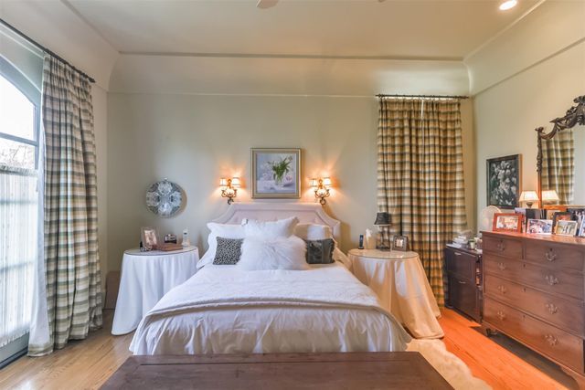 2712 Ferndale Street, Houston, TX 77098