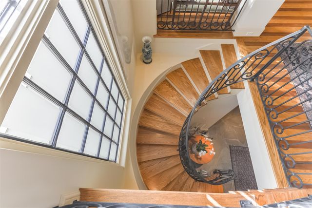 2712 Ferndale Street, Houston, TX 77098