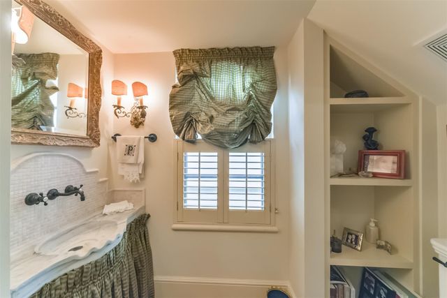 2712 Ferndale Street, Houston, TX 77098